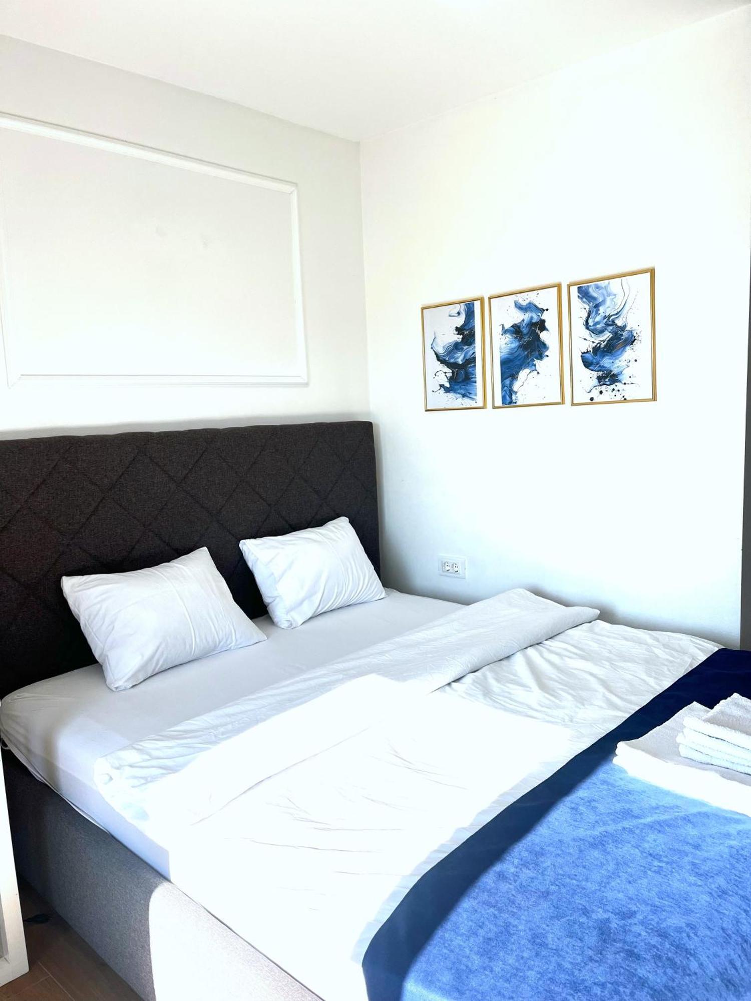 Luxury Lana Appartement Bar